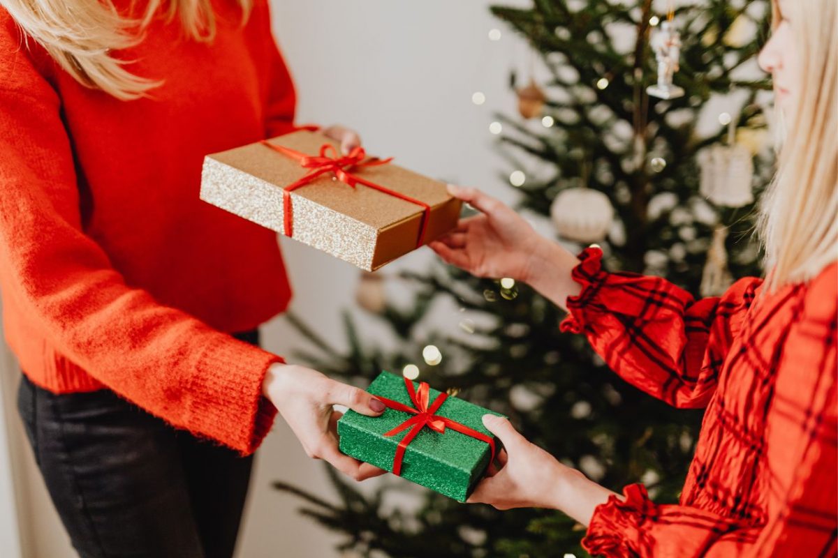 Troca de presentes de natal com mensagens lindas para enviar por Whatsapp ou imprimir