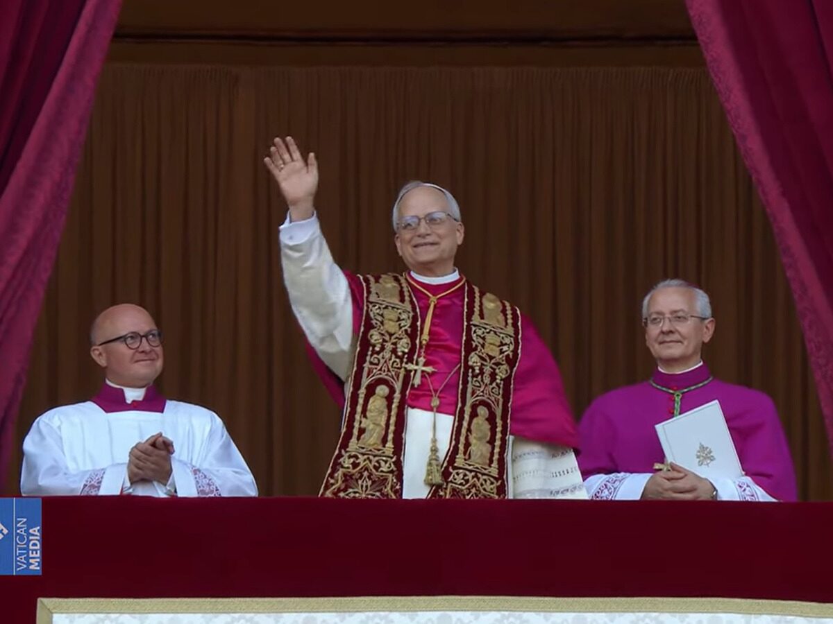 Novo Papa Leão XIV é eleito